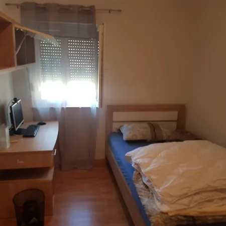 بيت للعطل Kljaci Prnjak Drniš